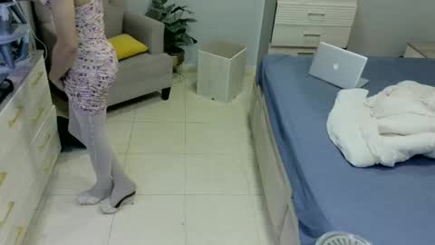 D i f a  Ana Arbeh shemale online show from 02-17-26, 08:04