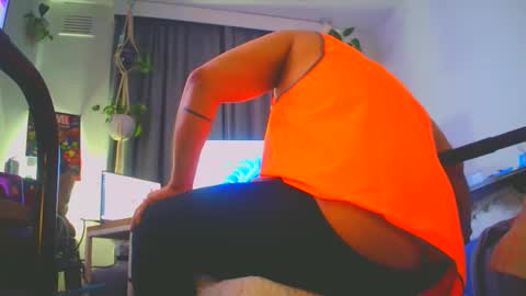 RESPONDS WELL TO ... online show from 11-20-25, 01:44