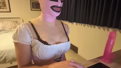 Sissy Danielle sissy chastity online show from 02-04-26, 01:22