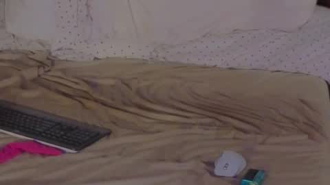 Snapshot of sissydensib chatting on 07-01-26, 08:05 Sissy Submissive online show from 07-01-26, 08:05