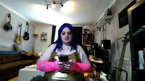 Snapshot of sissylovedoll chatting on 05-02-26, 11:04 Tiffany Candy online show from 05-02-26, 11:04