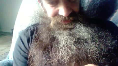 sitonmybeardxxx online show from 05-29-26, 07:34