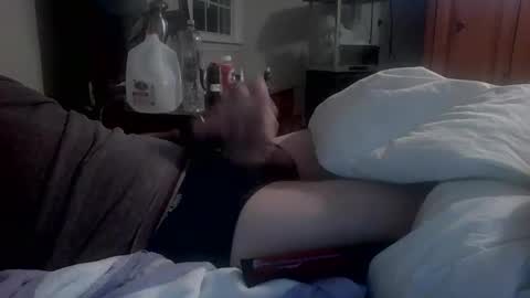 Snapshot of sitonmywhitecock chatting on 12-16-25, 03:00 love2cum online show from 12-16-25, 03:00