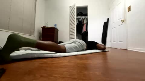 SIXFOOTFOURNINE online show from 04-18-26, 02:26