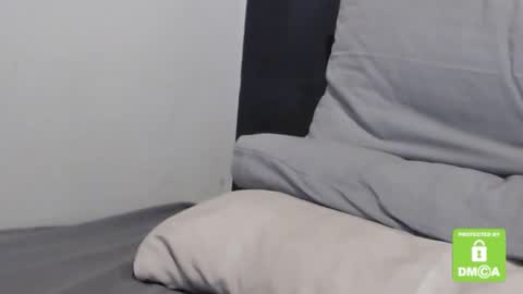 Snapshot of sixpak7 chatting on 03-12-26, 04:51 Sixpak7 online show from 03-12-26, 04:51