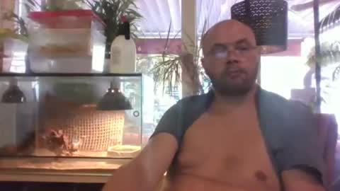 Snapshot of sixten113 chatting on 07-22-26, 05:27 sixten113 online show from 07-22-26, 05:27