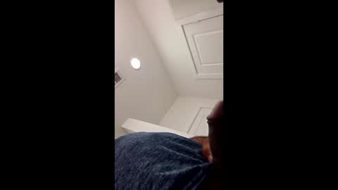 sjtea1717 online show from 03-26-26, 06:08