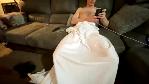 Snapshot of sk80hi0 chatting on 02-22-25, 05:23 sk80hi0 online show from 02-22-25, 05:23