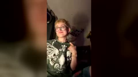 Snapshot of sk8rboi_twink chatting on 06-23-26, 06:00 sk8rboi_twink online show from 06-23-26, 06:00