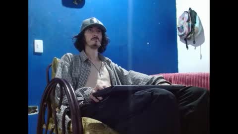 Snapshot of sk8sir chatting on 06-06-26, 03:39 sk8sir online show from 06-06-26, 03:39