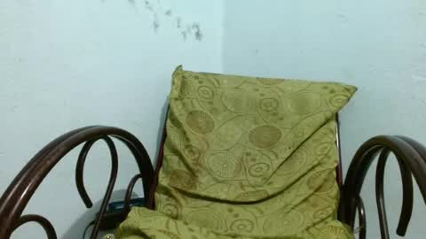 Snapshot of sk8sir chatting on 06-14-26, 04:31 sk8sir online show from 06-14-26, 04:31