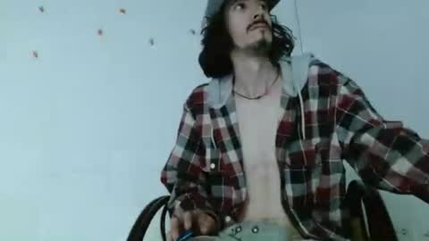 Snapshot of sk8sir chatting on 06-21-26, 03:14 sk8sir online show from 06-21-26, 03:14