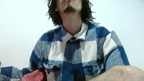 Snapshot of sk8sir chatting on 06-27-26, 06:57 sk8sir online show from 06-27-26, 06:57