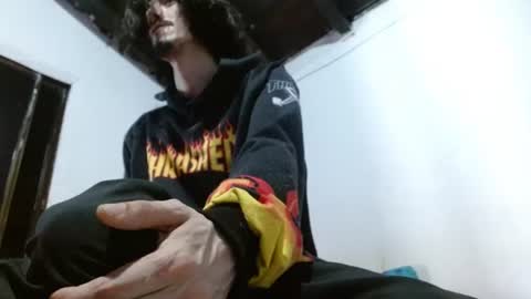 Snapshot of sk8sir chatting on 07-17-26, 07:08 sk8sir online show from 07-17-26, 07:08