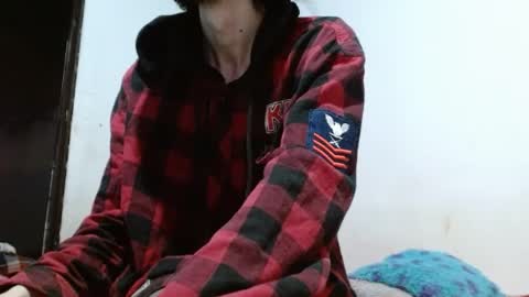 Snapshot of sk8sir chatting on 07-19-26, 03:38 sk8sir online show from 07-19-26, 03:38