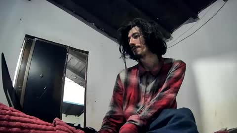 Snapshot of sk8sir chatting on 08-07-26, 03:08 sk8sir online show from 08-07-26, 03:08