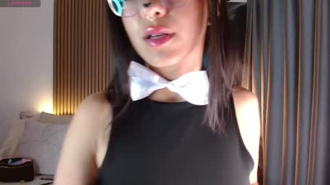 Snapshot of skay_bluee chatting on 10-30-25, 04:30 Skay  online show from 10-30-25, 04:30