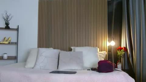 Skay  online show from 11-22-25, 12:15