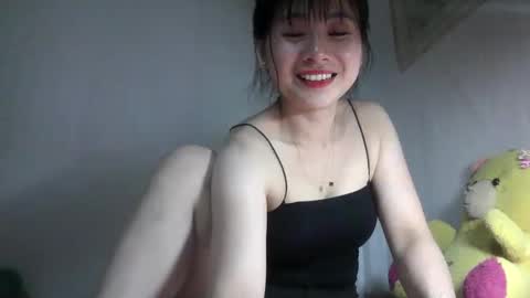 Snapshot of skie1111 chatting on 05-05-26, 04:31 Shie online show from 05-05-26, 04:31