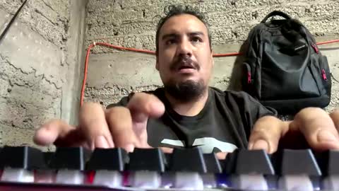 Snapshot of skinhell chatting on 11-09-25, 11:36 Elias online show from 11-09-25, 11:36