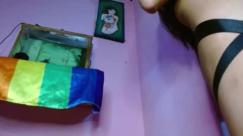 Snapshot of skinny1hugecock27 chatting on 02-13-26, 02:13 skinny1hugecock27 online show from 02-13-26, 02:13