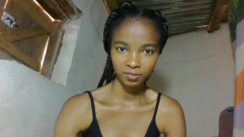 Snapshot of skinny7809 chatting on 02-25-26, 10:03 skinny7809 online show from 02-25-26, 10:03