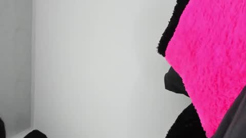 skinny_hotdirty online show from 11-21-25, 09:46