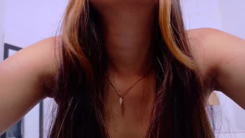 skinny_hottie18 online show from 02-24-25, 02:04