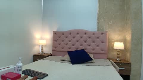 Noa online show from 12-18-25, 11:27