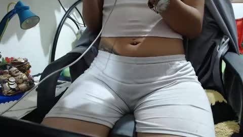 skinny_sexy666 online show from 06-06-26, 11:53