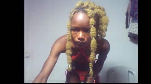 Linda independent model online show from 12-16-25, 08:19