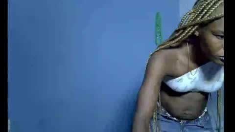 Snapshot of skinnybeauty1 chatting on 03-31-26, 07:58 Linda independent model online show from 03-31-26, 07:58