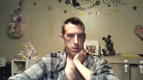 SkinnyBigCock2 online show from 04-12-26, 03:22