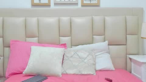 SkinnyGirl online show from 01-14-26, 07:41