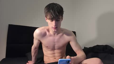 Snapshot of skinnyguywithbigd chatting on 10-15-25, 11:21 skinnyguywithbigd online show from 10-15-25, 11:21