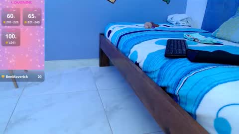 Snapshot of skinnykalitzo18 chatting on 10-21-25, 02:56 skinny online show from 10-21-25, 02:56