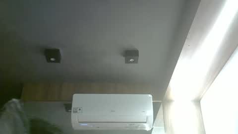 Snapshot of skinnykittencam chatting on 05-13-26, 06:49 skinnykittencam online show from 05-13-26, 06:49