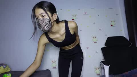 Snapshot of skinnythai4u chatting on 05-07-26, 10:53 skinnythai4u online show from 05-07-26, 10:53
