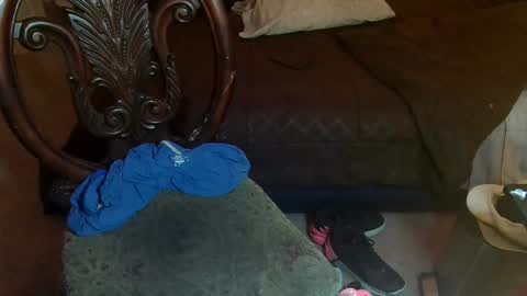 Snapshot of skinzandbait chatting on 01-27-25, 10:06 strokerpoker online show from 01-27-25, 10:06