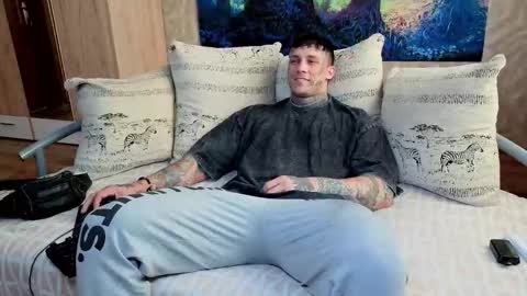 skirlingod online show from 09-17-25, 04:58