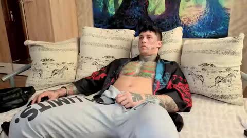 skirlingod online show from 10-02-25, 06:09