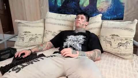 skirlingod online show from 10-12-25, 05:06