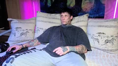 skirlingod online show from 10-18-25, 06:05
