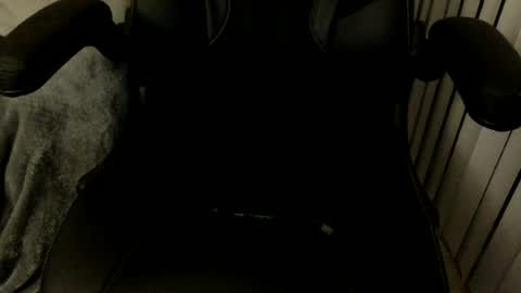 Snapshot of skizzle14 chatting on 06-19-26, 03:44 skizzle14 online show from 06-19-26, 03:44