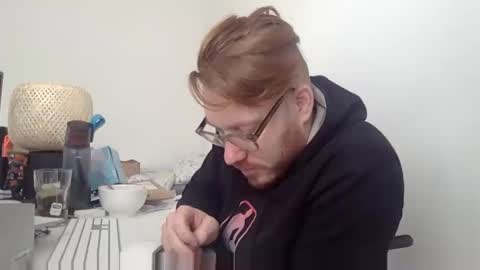 sklave_s online show from 03-19-26, 09:02