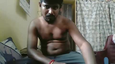 Snapshot of sklavepappu143 chatting on 05-14-26, 08:32 Indianslut1431 online show from 05-14-26, 08:32