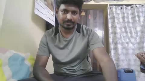 Snapshot of sklavepappu143 chatting on 05-22-26, 10:10 Indianslut1431 online show from 05-22-26, 10:10