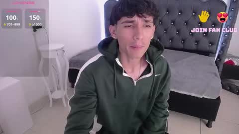 Skorpyon Musclee online show from 12-31-24, 08:26