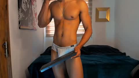 Liam Vokov online show from 12-09-24, 03:00