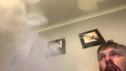 skuzzy25 online show from 02-12-26, 01:22